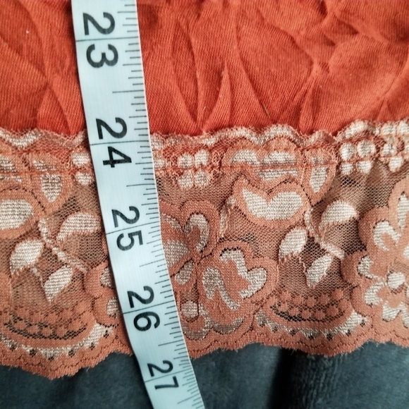 DB Women's Tank - Picture 7 of 12